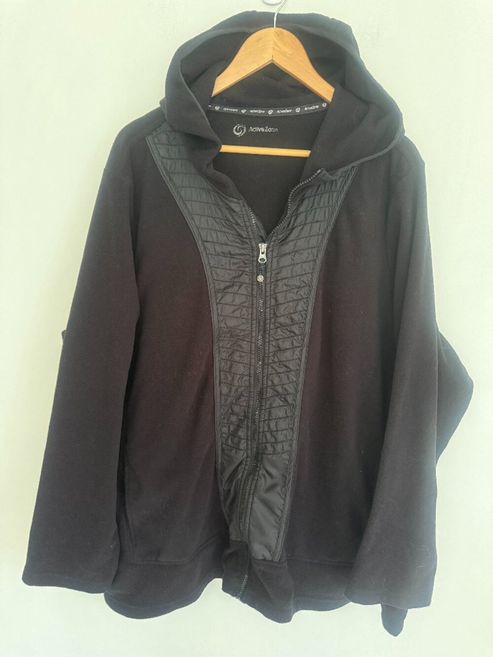 Active Zone Women Black Hooded Jacket Plus Size 4X